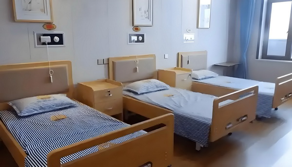 申请深圳落户条件_程潇曾确诊精神疾病与梁朝伟传闻早真相大白 程潇曾确诊圆谎为了