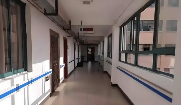 应届转深户_电影《戏台》预测票房超3亿 的保古城护与复兴以此加快